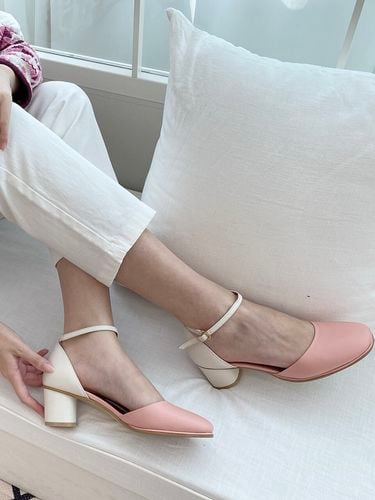 Macaroon Strap Pumps_Pink - jeu d`art - Modalova