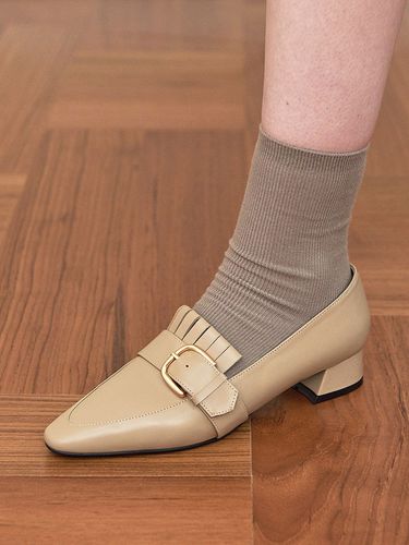 Fringe Loafer_Beige - NONETHELESS - Modalova