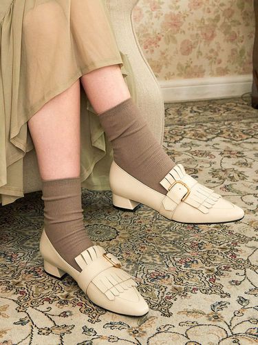 Fringe Loafers_Cream - NONETHELESS - Modalova