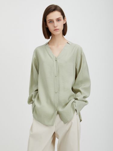 Oka Oversized Shirt (Sage Green) - OSTKAKA - Modalova