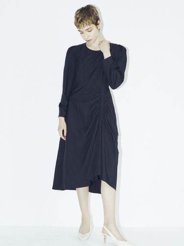 Long Sleeve Shirring Midi Dress () - Nouve - Modalova