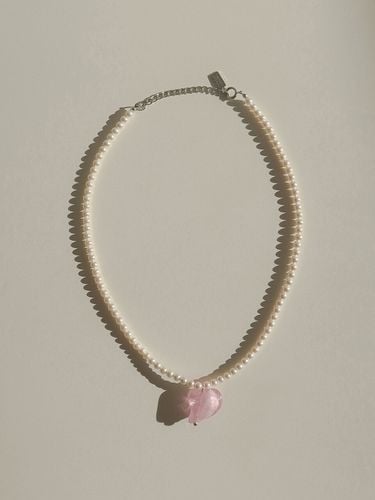 Love Long Pearl Necklace_Pink - MIDNIGHT MOMENT - Modalova