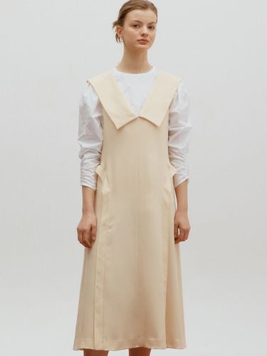 Collar Point Layered Dress - Butter - BEMUSE MANSION - Modalova