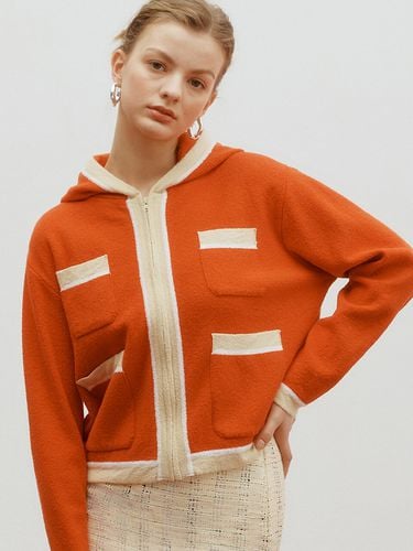 Color Block Hoody - Cherry Tomato - BEMUSE MANSION - Modalova