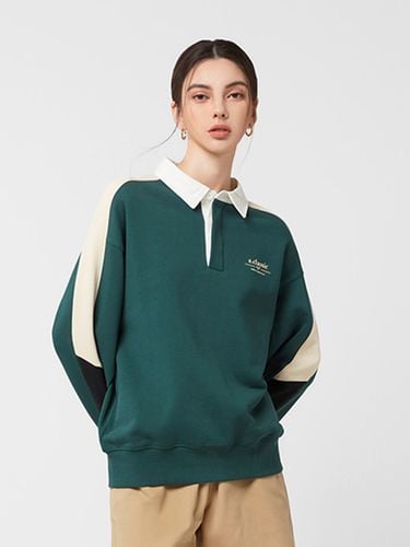 Heritage Standard Fit Polo Crewneck () - AKIII CLASSIC - Modalova