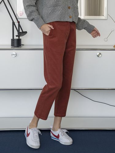 P3106 Berry Corduroy Pants () - vanone atelier - Modalova