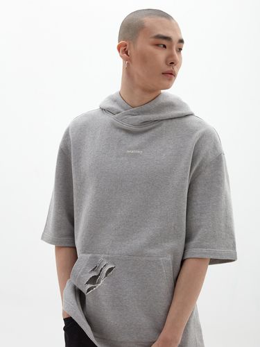 Damaged Hooded Half Sleeve T-shirt - DGNAK12 - Modalova