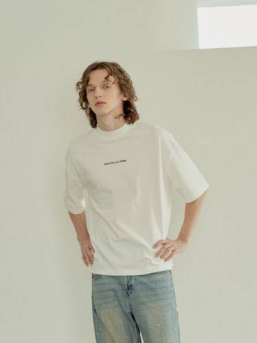 OOT Basic T Shirt White - OUT OF TRUNK - Modalova