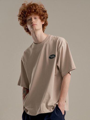 Halo G Chain T-Shirt _ Beige - PaperBoy - Modalova