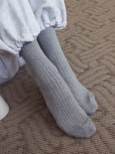 Daily Corduroy Socks (Grey) - LOEIL - Modalova