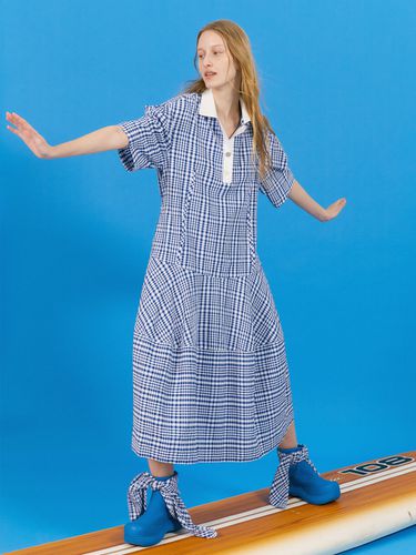 Gingham Check Knit Collar Dress_4 colors - a.t.corner - Modalova