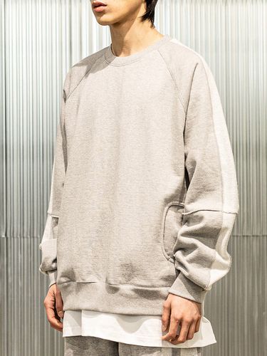 Reverse Incision Pocket Sweatshirt - MASSNOUN - Modalova