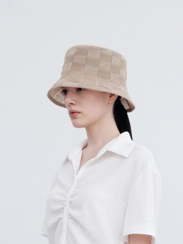 Checkered Pattern Bucket Hat - RE RHEE - Modalova