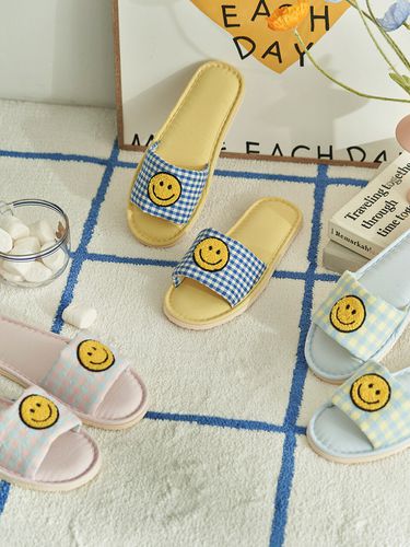 Smile Boucl Embroidery slippers - DECOVIEW - Modalova