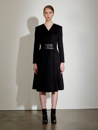 Cashmere Non-Collar Coat_ Black - DEFEMME - Modalova