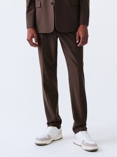 Relaxed Fit Solid Setup Pants_Brown - STCO - Modalova