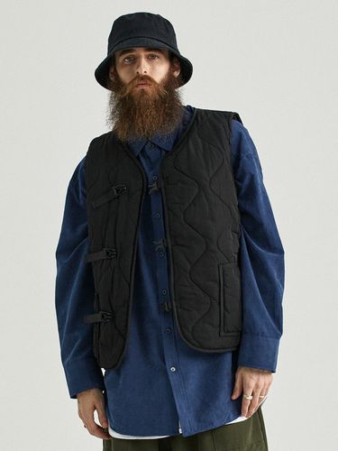 CB Quilted Puffer Vest _ Black - CARGOBROS - Modalova