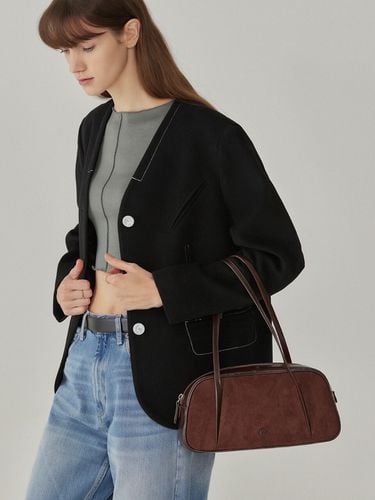 Staccato Shoulder Bag _ Suede Brown - OTHER TEMPO - Modalova