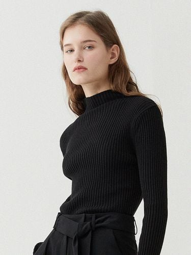 Golgi Turtleneck Knit Top_2 Colors - ouie - Modalova