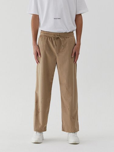 Shine Corduroy Pleats Training Pants _ - Trip LE Sens - Modalova