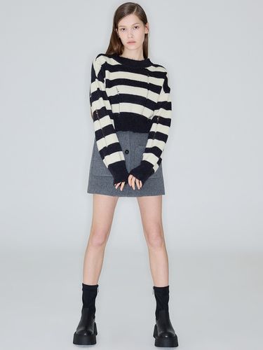 Vintage Stripe Knit Top - HAE BY HAEKIM - Modalova