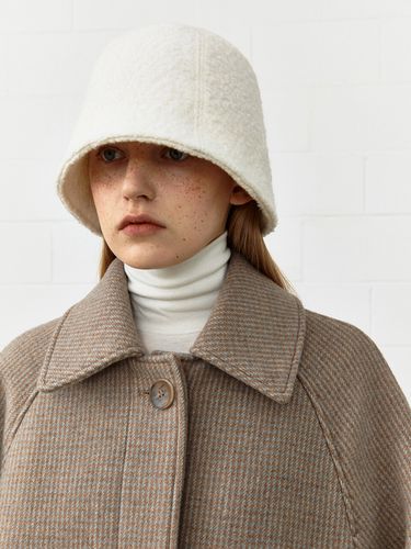 TWW Wool Bocule Bucket Hat - MOHAN - Modalova