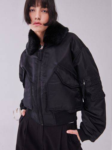 Centuar Fur Collar MA-1 Jacket (Black) - CENTAUR.KR - Modalova