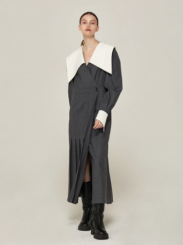 Wide Collar Wrap Dress_Grey - AVA MOLLI - Modalova