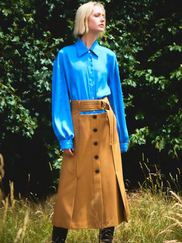 Belted Stitch Skirt_Camel - AVA MOLLI - Modalova