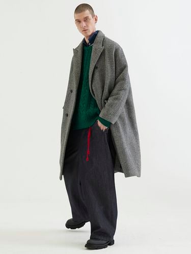 Double Breasted Herringbone Wool Coat_Black - HYIIⁿ - Modalova