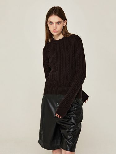 Cable Pullover Knit (Brown) - AVA MOLLI - Modalova