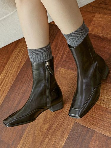 Oute Ankle Boots - LOWFLOW - Modalova