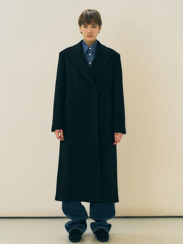 Half Double Breasted Coat (Black) - MAISONMARAIS - Modalova