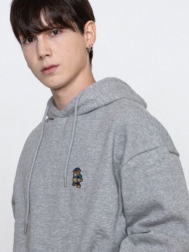 Daisy Bouquet Bear Embroidered Hoodie_Grey - GRAVER - Modalova