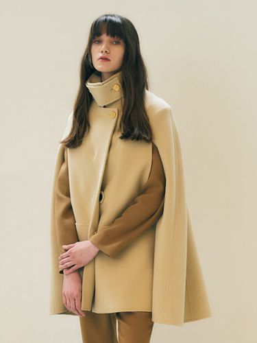 Handmade Cape Coat (Cream) - MAISONMARAIS - Modalova