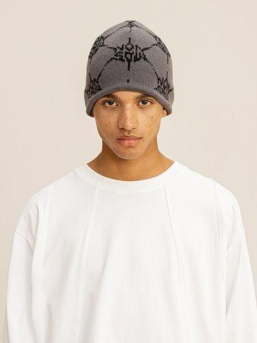 Thorn Jacquard Beanie MFTAC001-DG _ - MASSNOUN - Modalova