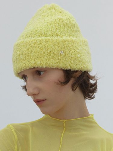 FLUFFY BEANIE / MOHAIR BOUCLE / - UNDERCONTROL STUDIO - Modalova