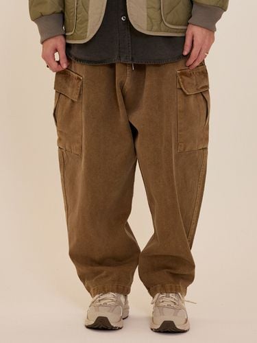 CB Pigment Cargo Pants (Brown) - CARGOBROS - Modalova