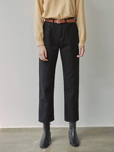 Cozy Cotton Straight Pants (Black) - LOEIL - Modalova