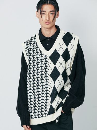 Argyle and Hound Check Knit Vest _ - S SY - Modalova