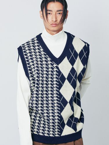 Argyle and Hound Check Knit Vest _ - S SY - Modalova