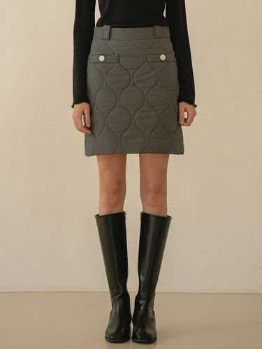 SIST9016 Quilted Tweed Skirt _Mocha Brown - Siyazu - Modalova