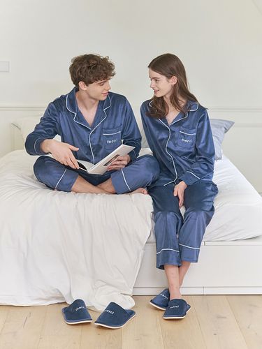 Merci Velvet Pajama Set (Couple) - DECOVIEW - Modalova