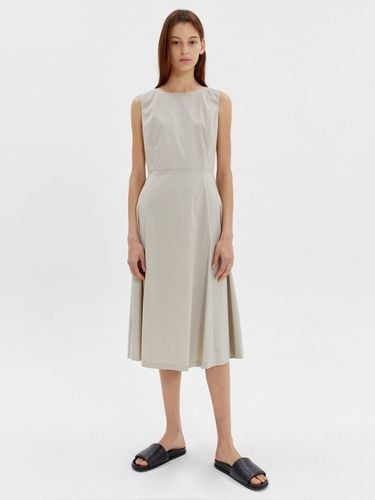 Sleeveless Flare Dress_Beige - HAVELESS - Modalova