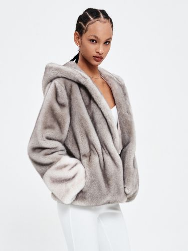 Moana Hoodie Eco Fur Jacket - HAVELESS - Modalova