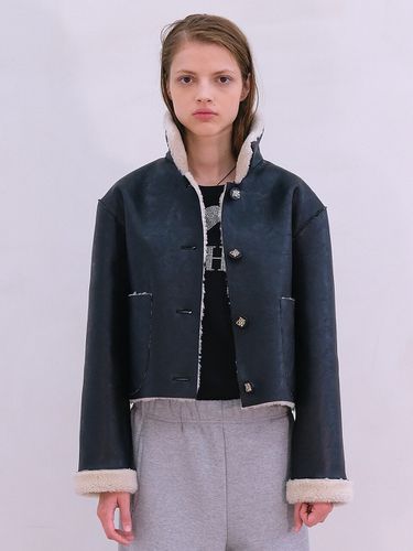 Jack Out Pocket Shearling Jacket () - THE ASHLYNN - Modalova