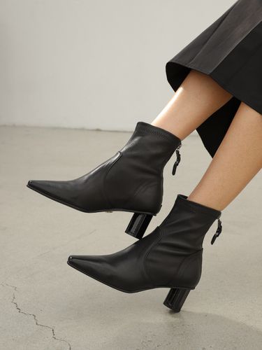 Dorothy Spandex Ankle Boots_Black (5cm) - LOVEDEWY - Modalova