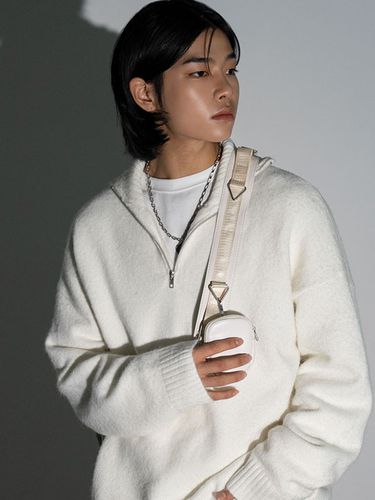 Half Zip-Up Knit - AVANDRESS - Modalova