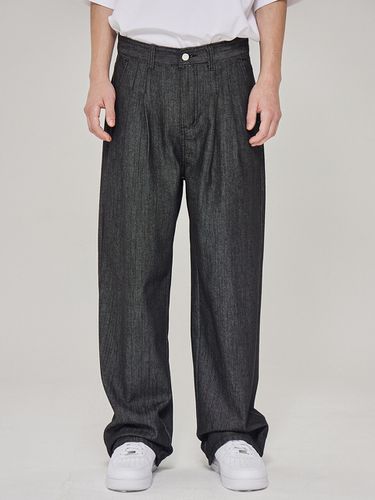 Two Tucks Wide Fit Tapered Denim Pants () - DEEP SENSE - Modalova