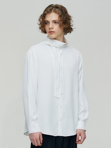 Detachable Scarf High-neck Shirt [] - FINSDRUCK - Modalova